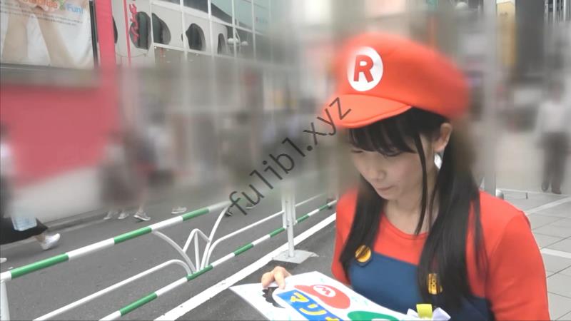[品番 骑兵]200GANA-1459 街头捕获一只乱跑的马里奥娘[1V/3.57G]