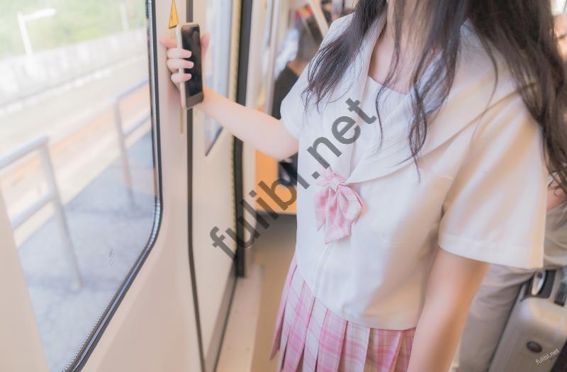 白虎福利姬@杪夏 - 工地露出的JK少女[30P/324M]